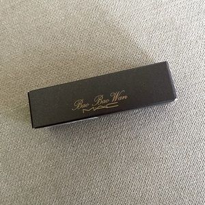 MAC Cosmetics Bao Bao Wan Lipstick (ROMANTIC BREAKDOWN)